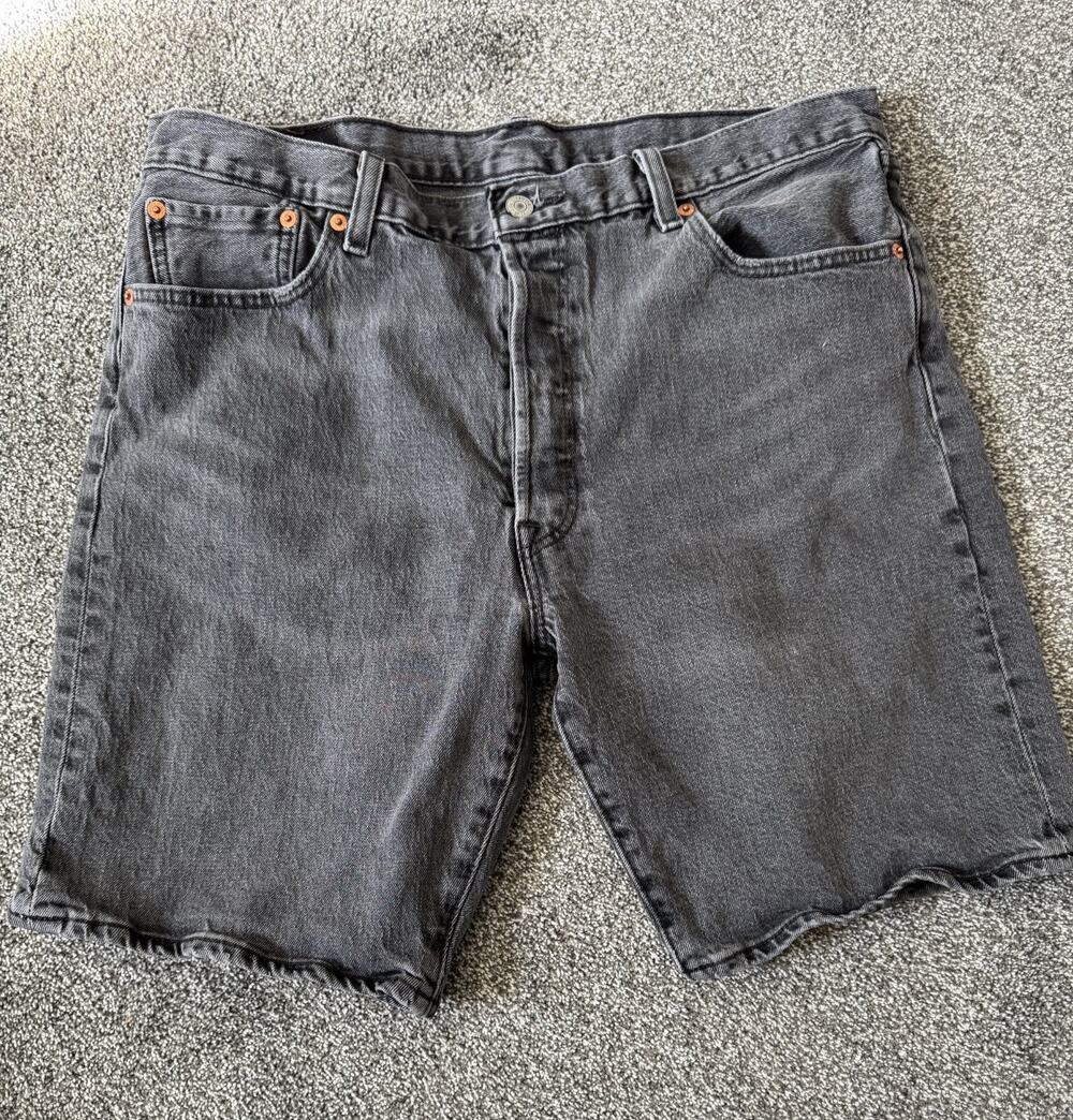 Levi’s 501 Shorts W36 Men’s Gray Black Denim Button Fly Classic Fit